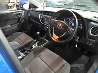 Used Toyota Auris Sport 90 HP (66 kW) 2013 Blue Hatchback