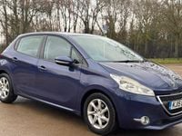 Used Peugeot 208 Active 82 HP (60 kW) 2015 Blue Hatchback