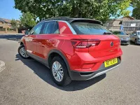 Used VW T-Roc Life 110 HP (80 kW) 2022 Red SUV