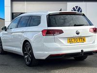 Used VW Passat SEL 150 HP (110 kW) 2020 White Estate