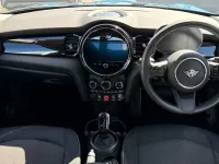 Usado Mini Cooper Classic 134 CV (98 kW) 2023 Azul Utilitario