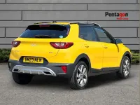 Used Kia Stonic GT-Line S 117 HP (86 kW) 2023 Yellow SUV