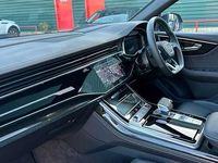 Used Audi Q8 Advanced 334 HP (245 kW) 2025 Black SUV