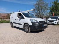 Begagnad Peugeot Partner S 2017 Vit