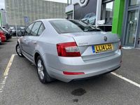 used Skoda Octavia 2.0 TDi CR SE Business 5-Dr Hatchback