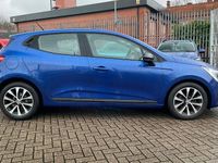 Used Renault Clio V Evolution 90 HP (66 kW) 2023 Hatchback