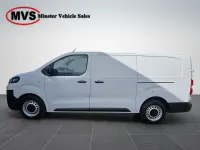 Used Vauxhall Vivaro 100 HP (73 kW) 2023 White MPV