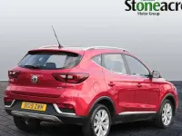 Used MG ZS Excite 106 HP (77 kW) 2018 Red SUV