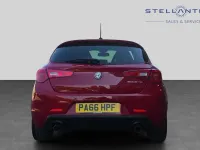 Used Alfa Romeo Giulietta Veloce 240 HP (176 kW) 2016 Red Hatchback