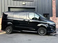 Used Ford Transit Custom Limited 185 HP (136 kW) 2021 Black Estate