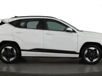 Used Hyundai Kona Advanced 114 kW (156 HP) 2024 White SUV