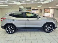 Used Nissan Qashqai Tekna 130 HP (95 kW) 2015 Silver SUV