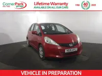 Used Honda Jazz SE 90 HP (66 kW) 2015 Red Hatchback