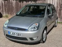Used Ford Fiesta Ghia 100 HP (73 kW) 2005 Silver Hatchback