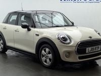 Used Mini Cooper Classic 136 HP (100 kW) 2019 White Hatchback