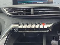 Used Peugeot 5008 Allure 129 HP (94 kW) 2019 Blue MPV