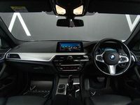 Used BMW 520 M Sport 184 HP (135 kW) 2019 White Estate