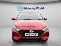 Używany Hyundai i20 Premium 100 KM (73 kW) 2023 Czerwony Hatchback