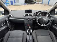 Used Renault Clio II Dynamique 2010 Grey Hatchback