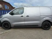 Second-hand Vauxhall Vivaro 120 CP (88 kW) 2026 Monovolum