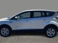 Usado Ford Kuga Zetec 150 HP (110 kW) 2018 Prateado SUV