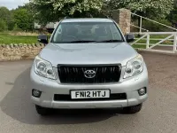 Used Toyota Land Cruiser 190 HP (139 kW) 2012 Silver Estate
