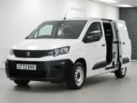 Used Peugeot Partner Premium 100 HP (73 kW) 2023 White MPV