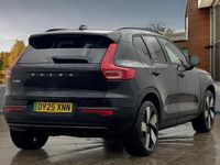 Used Volvo EX40 Ultra 77 kW (106 HP) 2025 SUV