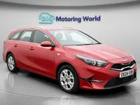 Usado Kia Ceed 2024 Vermelho Citadino