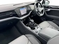 New VW Touareg Black Edition 286 HP (210 kW) 2026 Meloe blue SUV