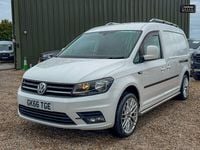 Used VW Caddy Maxi Highline 102 HP (75 kW) 2016 White MPV