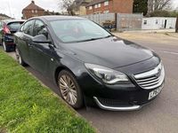 Second-hand Vauxhall Insignia 140 CP (102 kW) 2014 Negru Hatchback