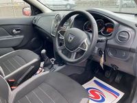 Gebraucht Dacia Sandero Essentiel 90 PS (66 kW) 2019 Blau Kleinwagen