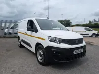 Used Peugeot Partner 2021 White MPV