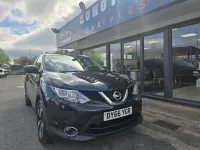 Used Nissan Qashqai N-Connecta 110 HP (80 kW) 2016 Black SUV