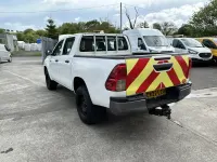 Used Toyota HiLux Active 150 HP (110 kW) 2022 White Pickup