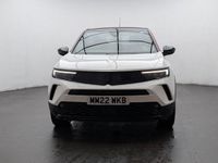 Used Vauxhall Mokka SRi 100 kW (136 HP) 2022 White SUV