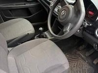 Used VW up! move up! 60 HP (44 kW) 2014 White Hatchback