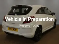 Begagnad Vauxhall Corsa Edition 83 HK (61 kW) 2014 Vit Halvkombi