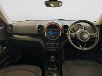 Used Mini Cooper Countryman Classic 136 HP (100 kW) 2019 White SUV