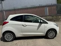 Used Ford Ka Zetec 69 HP (50 kW) 2015 White Hatchback