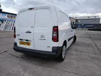 Used Citroën Berlingo 100 HP (73 kW) 2015 White MPV
