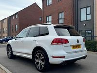 Used VW Touareg R-line 2014 White SUV