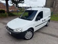 Used Vauxhall Combo 2011 White MPV