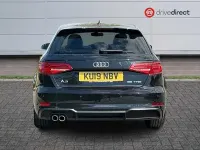 Używany Audi A3 Black Edition 2019 Czarny Sedan/Limuzyna