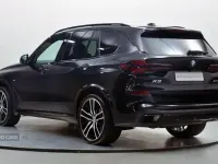 Usado BMW X5 M Sport 490 HP (360 kW) 2025 Preto SUV