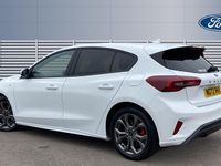 Used Ford Focus ST-Line 125 HP (91 kW) 2023 White Hatchback