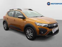 Used Dacia Sandero Expression 2023 Orange Hatchback