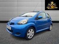 Begagnad Toyota Aygo 2009 Blå Halvkombi