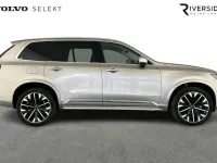 Usado Volvo XC90 Ultra 455 HP (334 kW) 2025 Dourado SUV